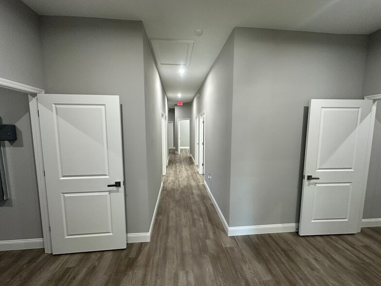 More Photos Of 708 Cactus Ridge Cir, Seffner Medical For Lease