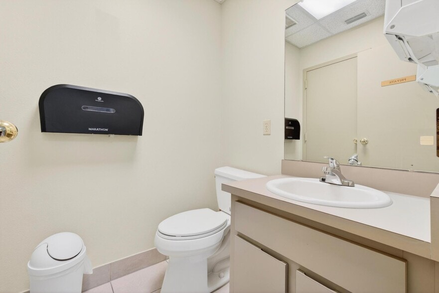 More Photos Of 500 Vonderburg Dr, Brandon Medical For Sale