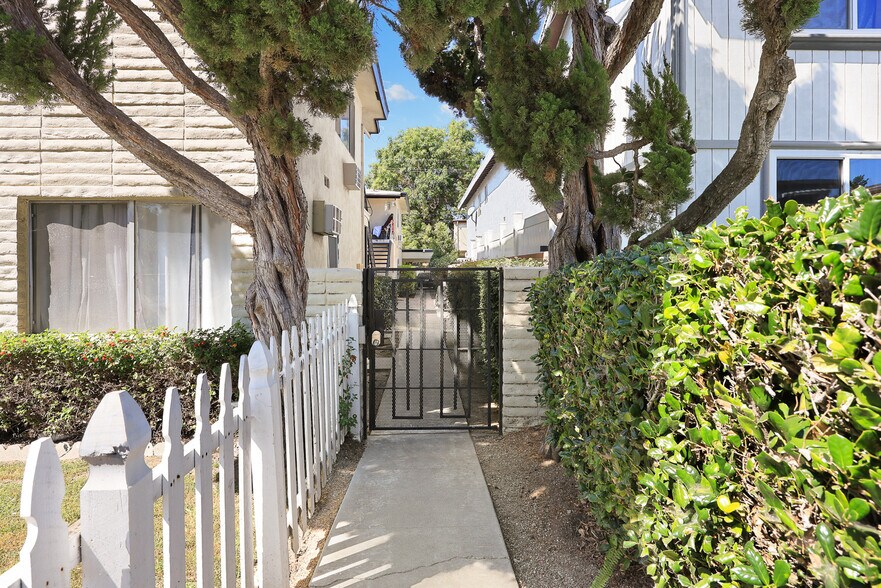 More Photos Of 7723 Milton Ave, Whittier Apartments For Sale