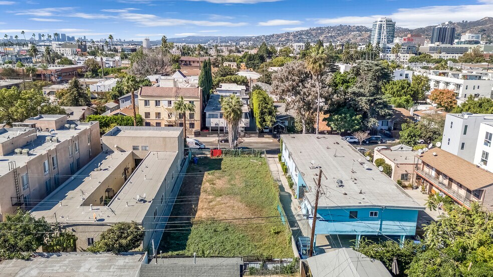 More Photos Of 1222 North Beachwood Dr, Los Angeles Land For Sale