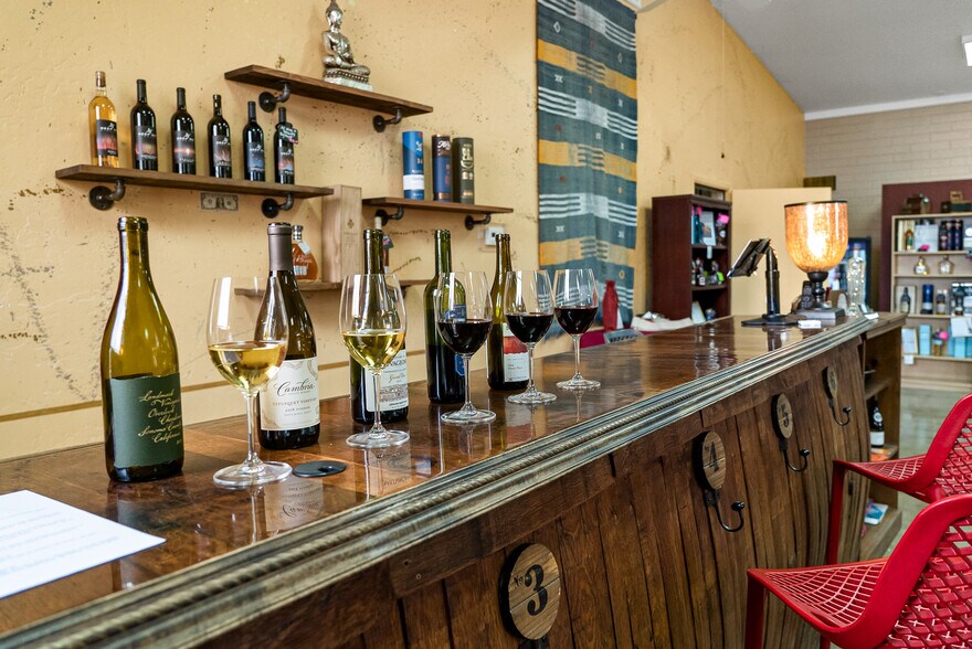 More Photos Of 102 E Pima St, Cottonwood Restaurant For Sale