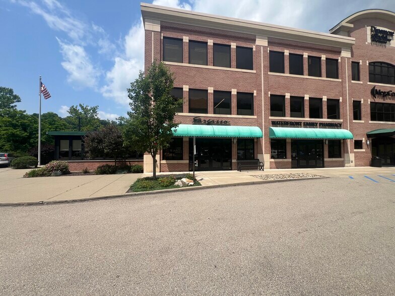More Photos Of 215 Don Knotts Blvd, Morgantown Office For Lease