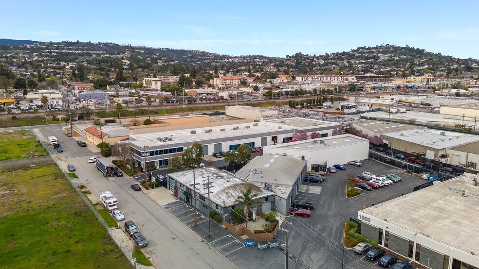 More Photos Of 1010 Commercial St, San Carlos Research And Development For Lease