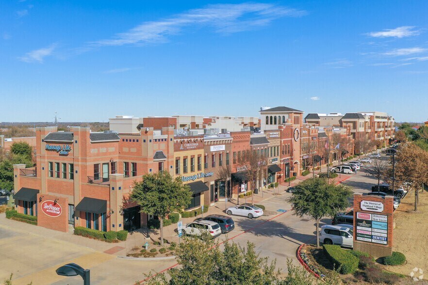 More Photos Of 120 Main St, Highland Village Apartments For Lease
