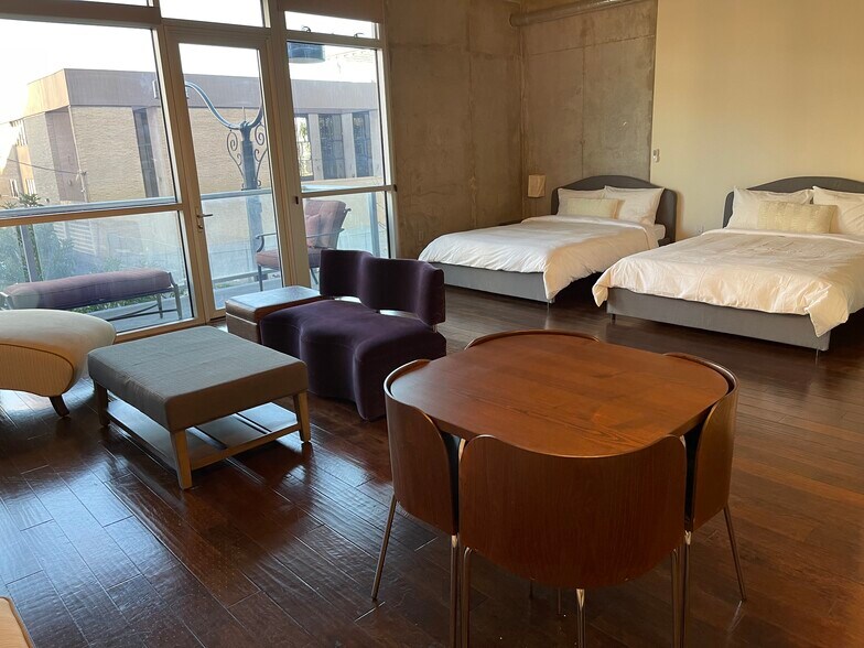 More Photos Of 353 E Bonneville Ave, Las Vegas Apartments For Sale