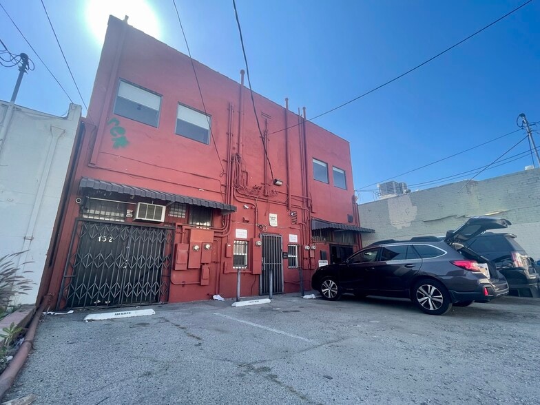 More Photos Of 152 N La Brea Ave, Los Angeles Storefront Retail Office For Lease