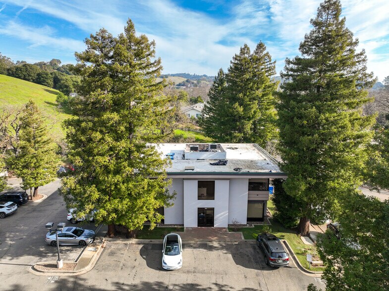 More Photos Of 890 Lamont Ave, Novato Office For Sale