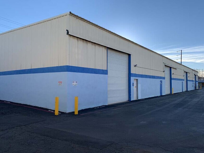 More Photos Of 2735-2741 Scott Blvd, Santa Clara Service For Sale