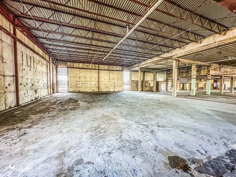 More Photos Of 450 Hank Aaron Dr, Atlanta Land For Sale