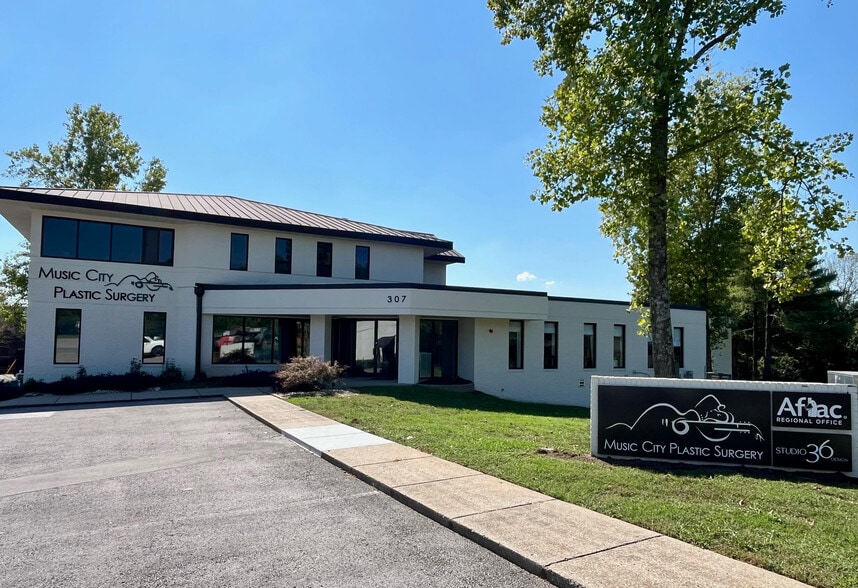 Primary Photo Of 307 Southgate Ct, Brentwood Medical For Lease
