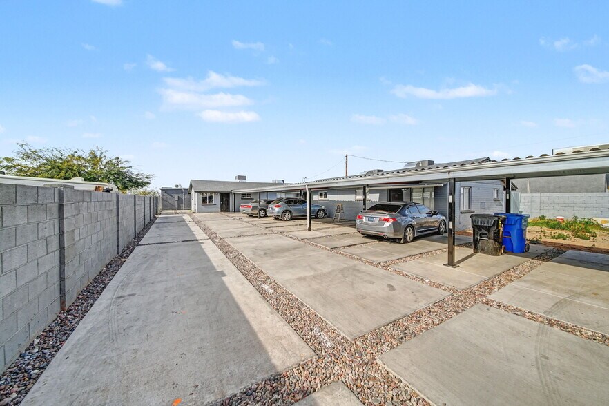More Photos Of 4028 S 15th St, Phoenix Multifamily For Sale