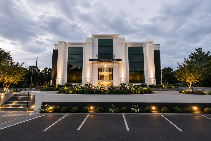 More Photos Of 840 W O Ezell Blvd, Spartanburg General Retail For Lease