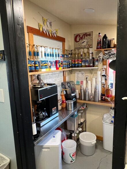 More Photos Of 153 Big Timber Rd loop, Big Timber Fast Food For Sale