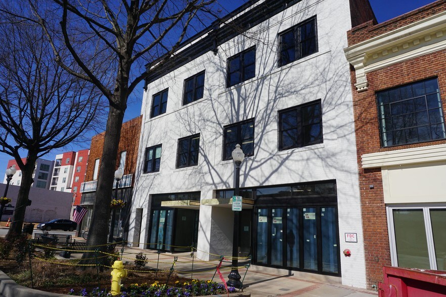 Primary Photo Of 656-658 S Main St, Greenville Loft Creative Space For Sale