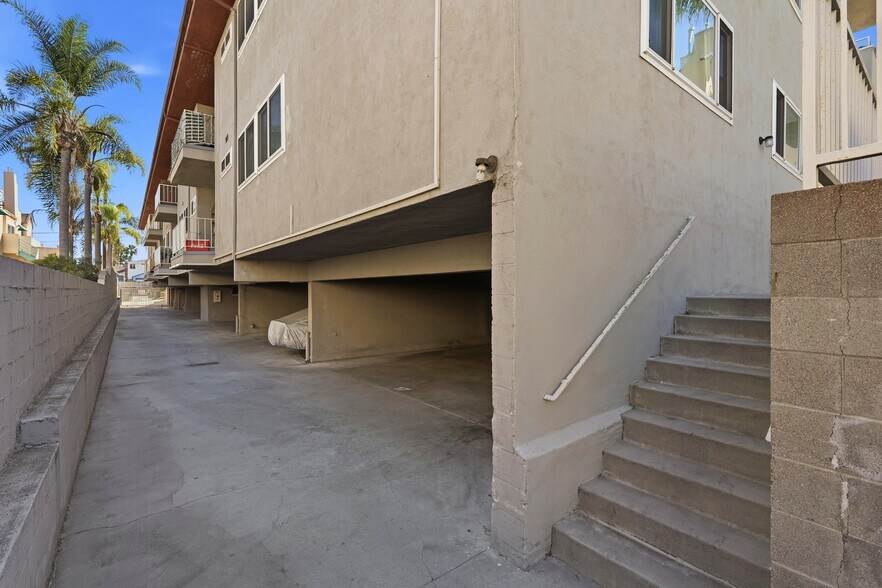 More Photos Of 427 E Tamarack Ave, Inglewood Apartments For Sale