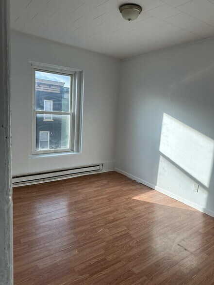 More Photos Of 22-26 Clinton St, Plattsburgh Storefront Retail Residential For Sale