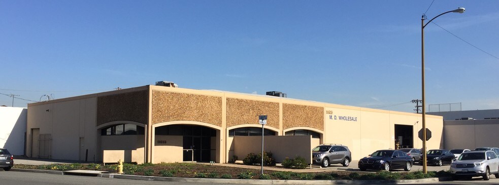 Primary Photo Of 11815 Burke St, Santa Fe Springs Warehouse For Lease