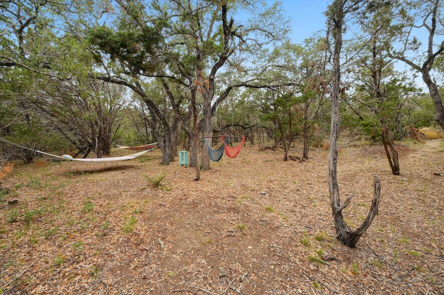 More Photos Of 7400 McGregor Ln, Dripping Springs Hotel For Sale