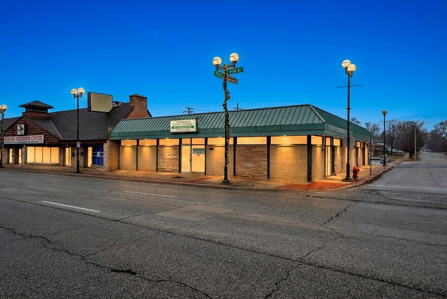 Primary Photo Of 5346 W 95th St, Oak Lawn Office For Sale