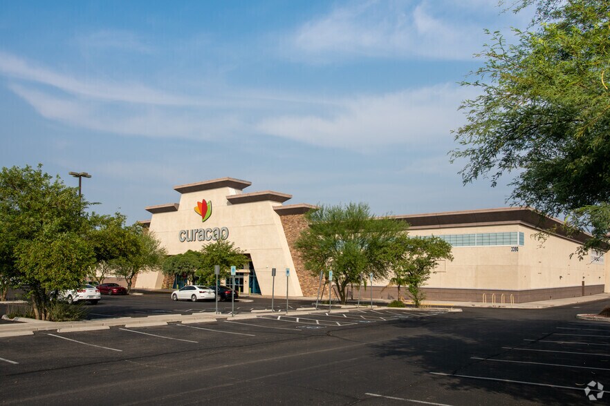 More Photos Of 3390 S 6th Ave, Tucson Freestanding For Lease