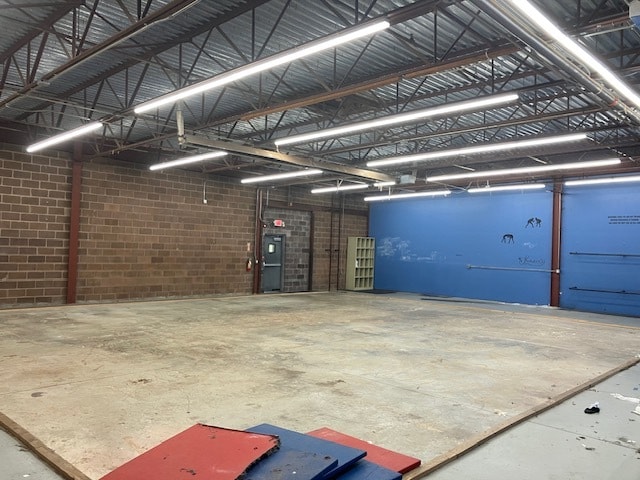 More Photos Of 9 N Airmont Rd, Suffern Warehouse For Lease