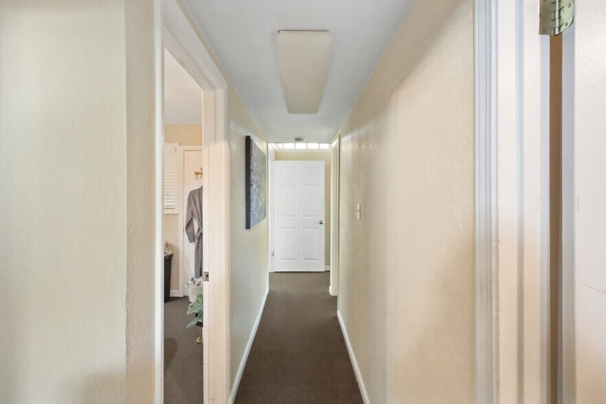 More Photos Of 4731 El Camino Ave, Carmichael Office For Sale