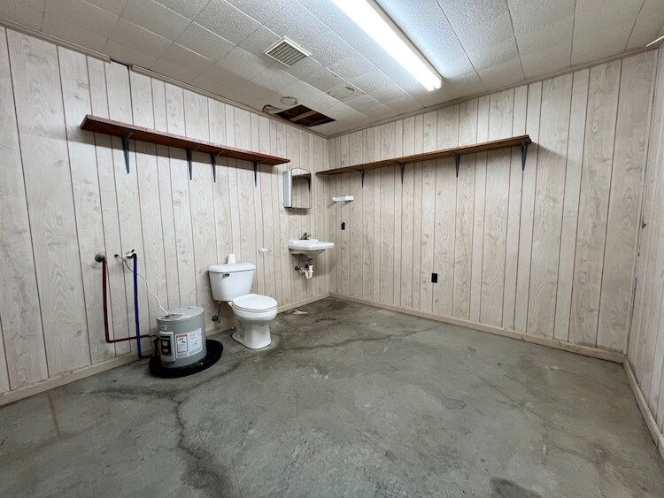 More Photos Of 1309 Old Cherry Point Rd, New Bern Light Manufacturing For Sale