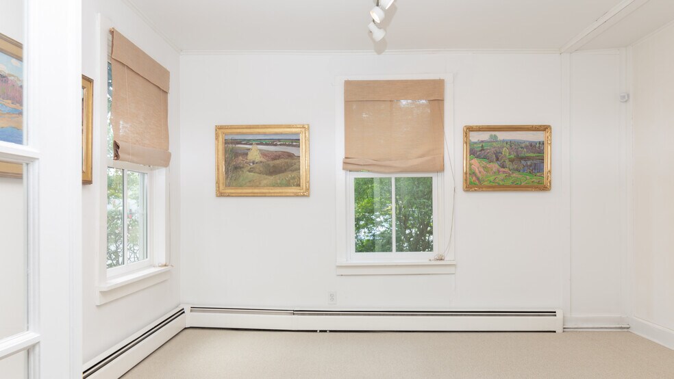 More Photos Of 33 S Harrison St, Easton Office Residential For Sale