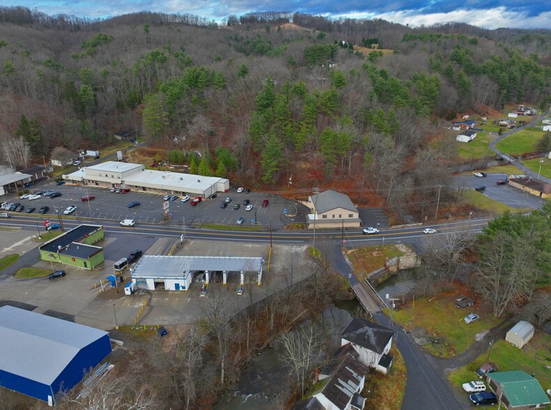 More Photos Of 725 Ritter Dr, Daniels Storefront Retail Office For Lease