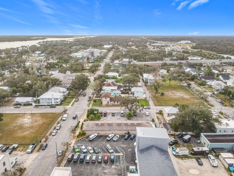 More Photos Of 405 Downing St, New Smyrna Beach Medical For Sale