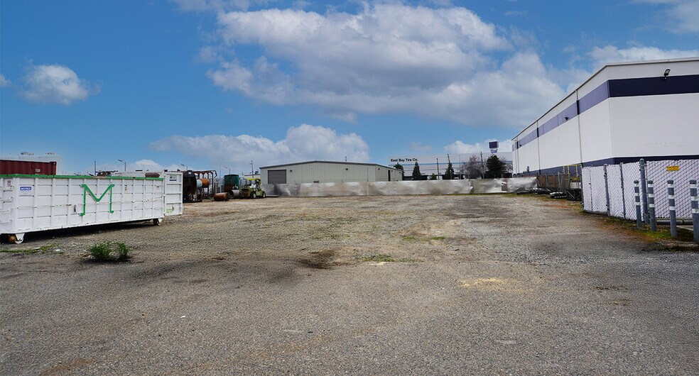 More Photos Of 1314 E North Ave, Fresno Warehouse For Sale