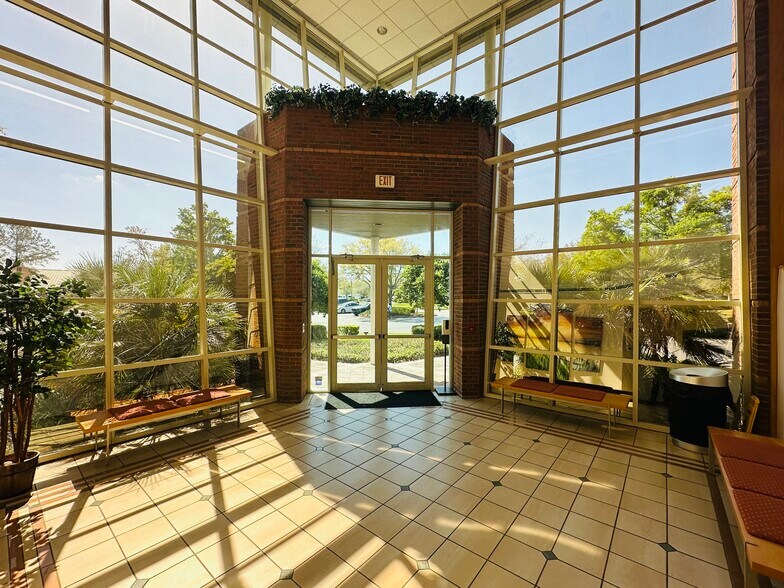 More Photos Of 4141 E Southpoint Dr, Jacksonville Medical For Lease