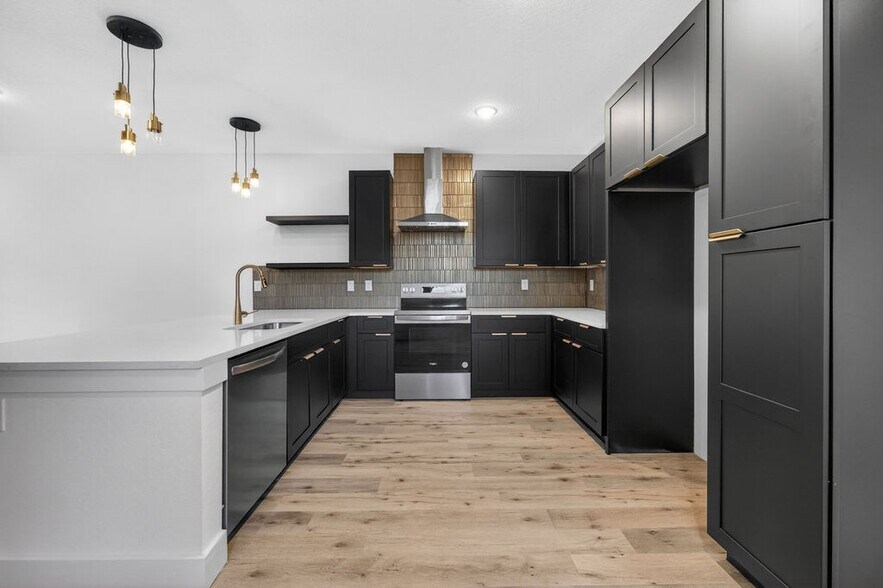More Photos Of 125 Dashiell St, San Antonio Multifamily For Sale