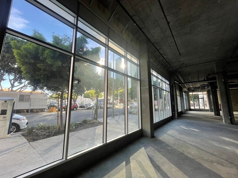More Photos Of 424 W Pico Blvd, Los Angeles Apartments For Lease