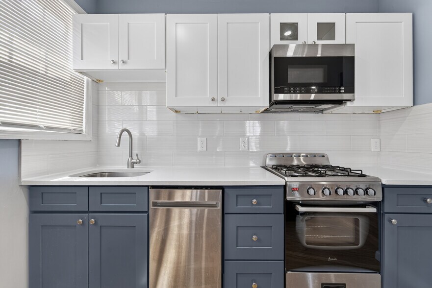 More Photos Of 328 Western ave, Albany Apartments For Sale