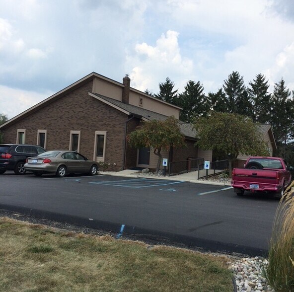 More Photos Of 1548 W Maumee St, Adrian Office For Sale