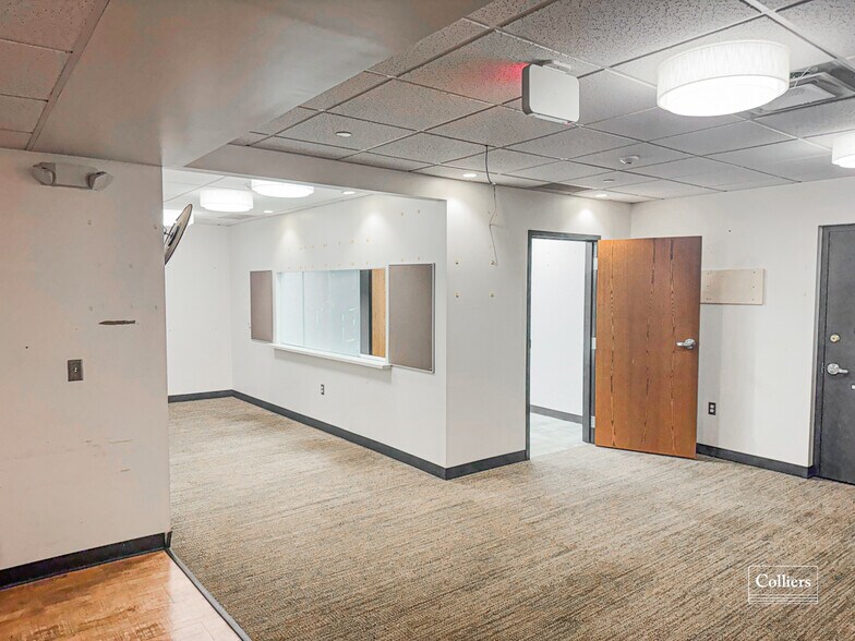 More Photos Of 1908 Wylie Ave, Pittsburgh Office For Lease