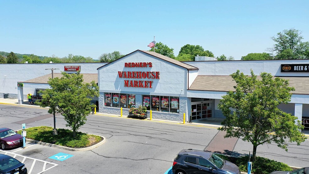 More Photos Of 1300 N Charlotte St, Pottstown Unknown For Lease