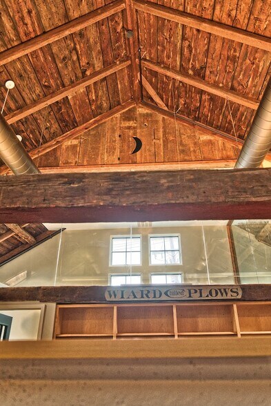 More Photos Of 3 Bow St, Lexington Coworking Space