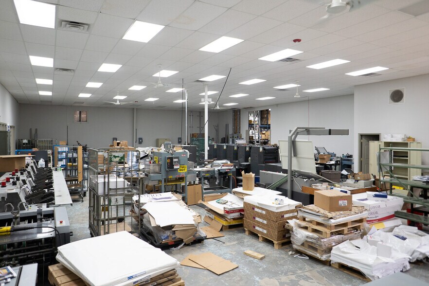 More Photos Of 9370 Industrial Trace, Alpharetta Warehouse For Lease