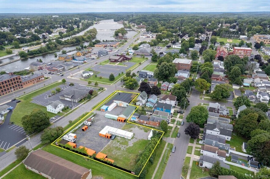 More Photos Of 17-19 W Albany St, Oswego Self Storage For Sale