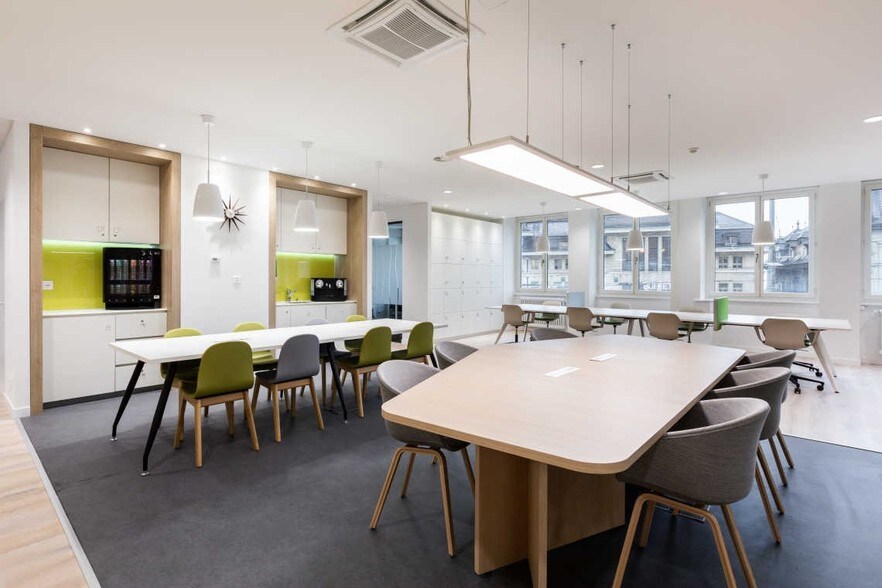 More Photos Of 555 S Mangum St, Durham Coworking Space