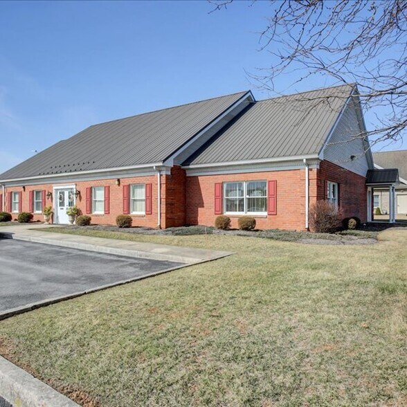 More Photos Of 1137 Kennebec Dr, Chambersburg Office For Lease