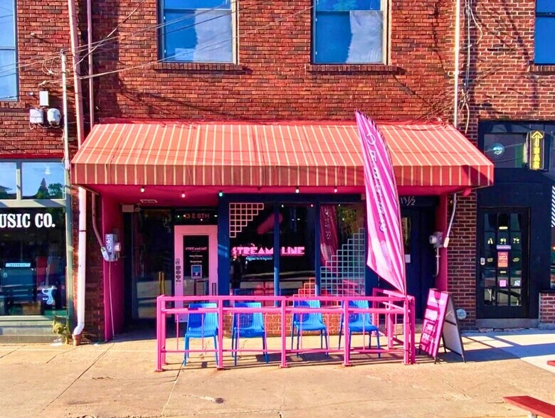 Primary Photo Of 13 E 8th St, Lawrence Storefront Retail Office For Lease