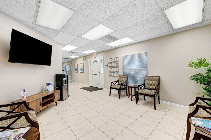 More Photos Of 1801 Sarno Rd, Melbourne Medical For Sale