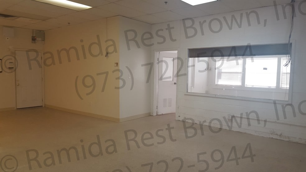 More Photos Of 1-29 Lister Ave, Newark Warehouse For Lease