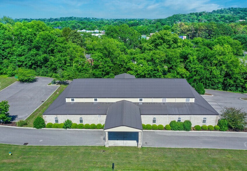 More Photos Of 2602 Trotwood Ave, Columbia Office For Sale