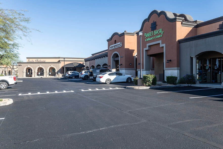 More Photos Of 8900 E Pinnacle Peak Rd, Scottsdale Unknown For Lease