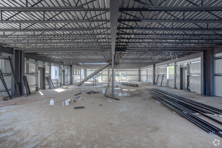 More Photos Of 5713 13th St, Katy Unknown For Lease