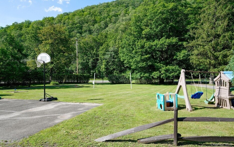 More Photos Of 5973 New York 28, Phoenicia Hotel For Sale